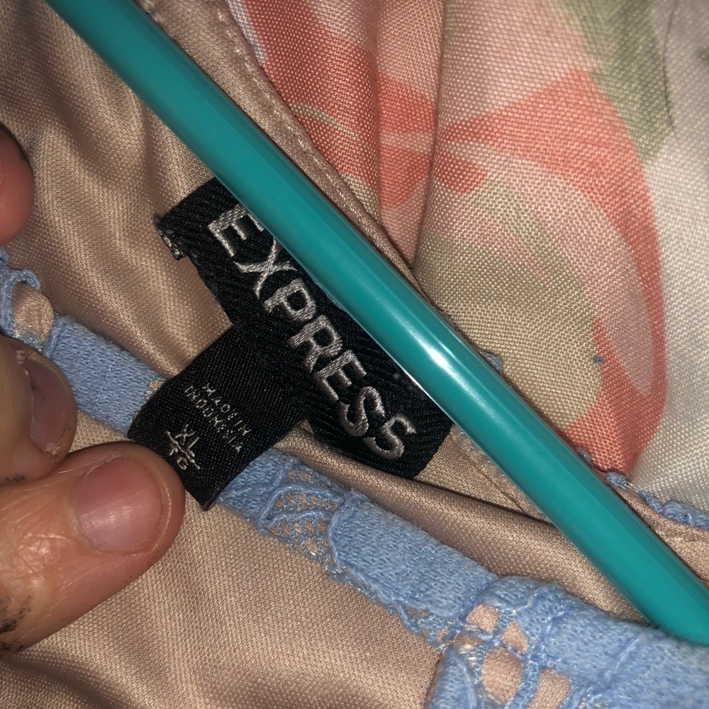 Express lace shirt XL